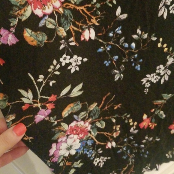 Top - Picture 3 of 4